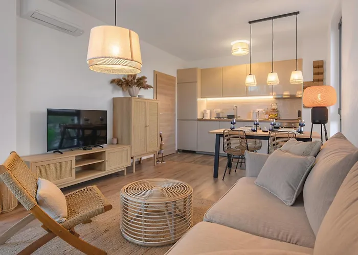 Boho Sea View One-bedroom Pool & Sveti Konstantin