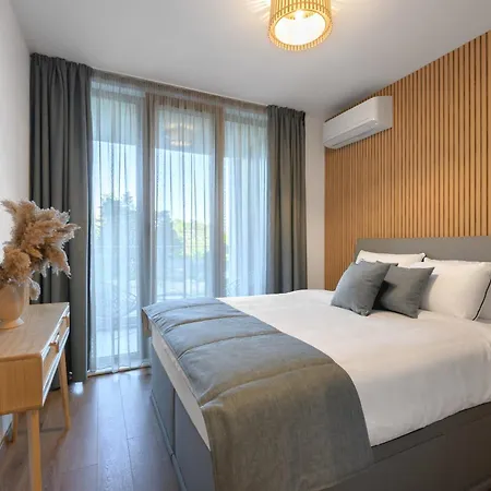 Daire Boho Sea View One-bedroom Pool & *