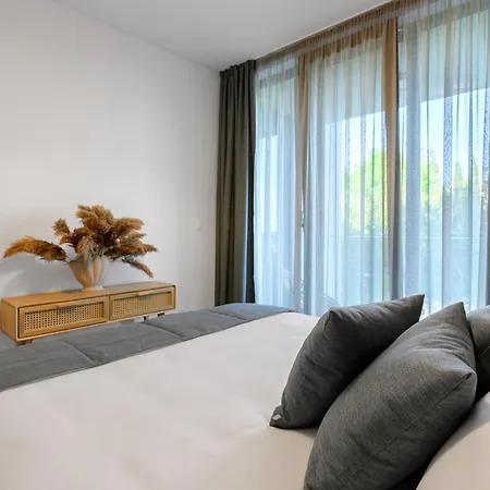 Boho Sea View One-bedroom Pool & Apartman *