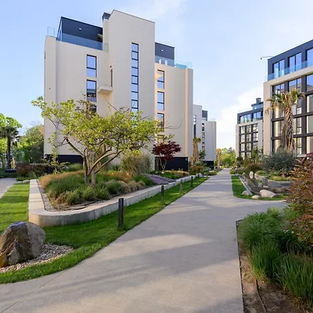 Boho Sea View One-bedroom Pool & Daire