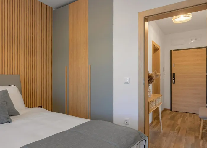 Boho Sea View One-bedroom Pool & Daire